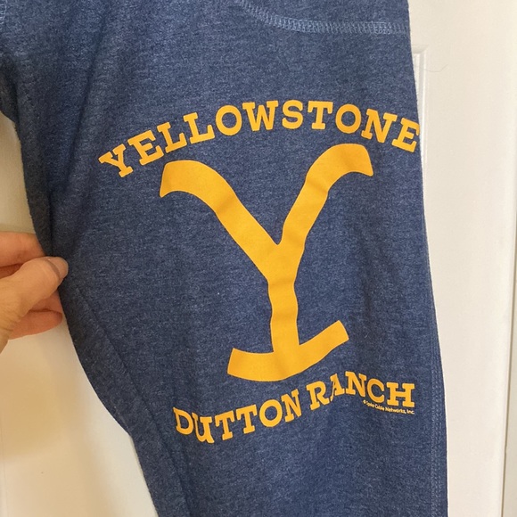 Yellowstone Dutton Ranch women’s sweats - Picture 2 of 5